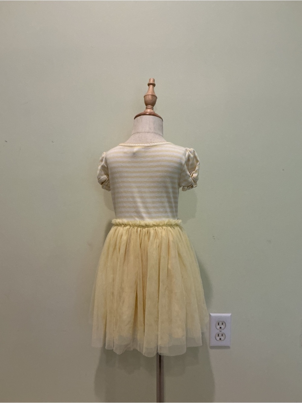 Gymboree Cream and Yellow Tulle Dress - Picture 3 of 3